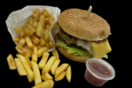 Бургер со свининой и картошка фри