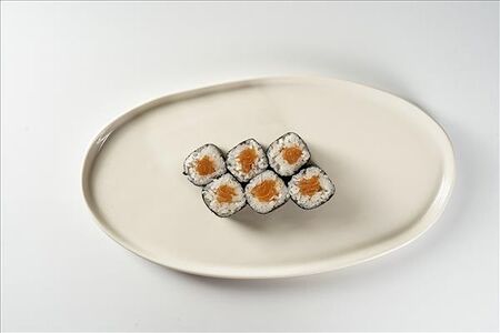Ролл с лососем