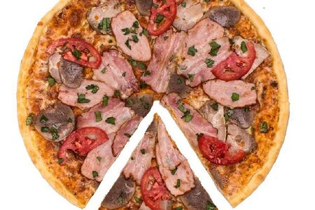 Пицца мясное ассорти целая