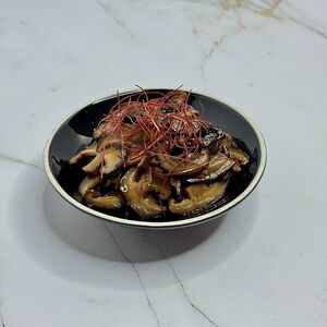 Закуска из грибов шиитаке