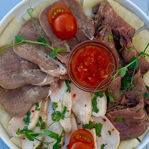 Ассорти мясное на пите