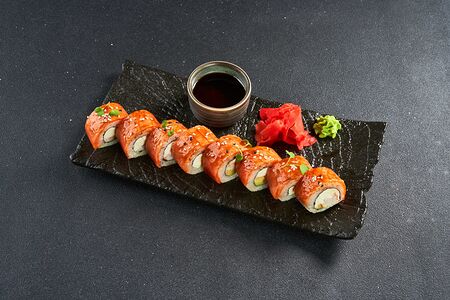 Ролл Филадельфия с лососем