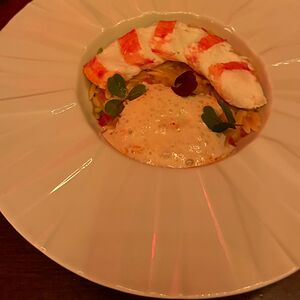 Орзо с камчатским крабом, эспума таледжио, крабовый биск