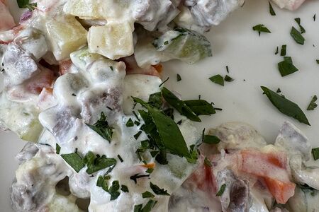 Оливье с говядиной сувид