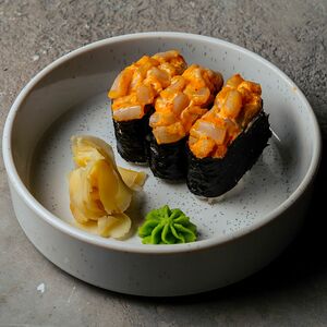 Суши острые с кальмаром