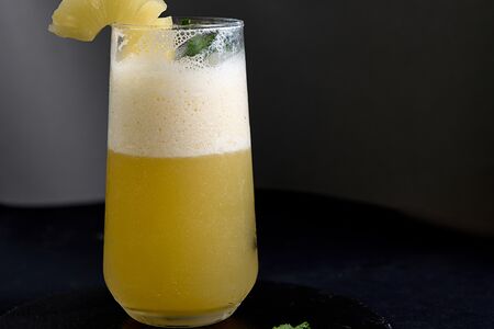 Ананасовый смузи  