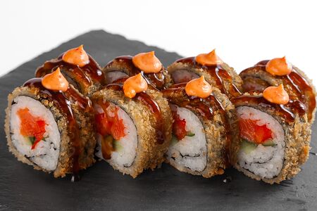 Лосось темпура ролл