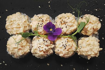 Ролл тартар с креветкой