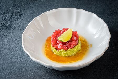 Тартар из тунца блюфин