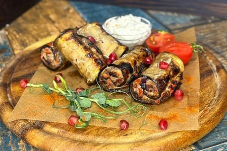 Фаршированные рулетики из баклажанов