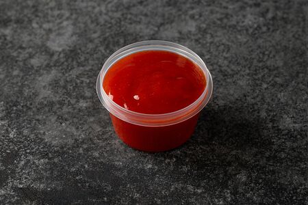 Острый соус Шрирача