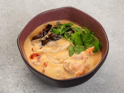 Лакса с морепродуктами