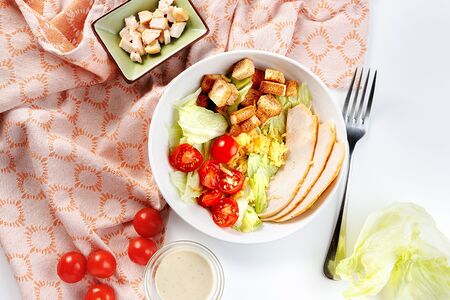 Цезарь с курицей