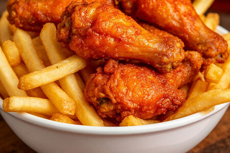 Крылышки с картошкой