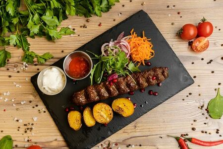 Люля-кебаб куриный в лаваше