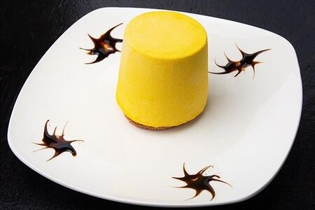 Пирожное Манго-маракуйя