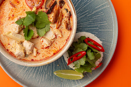 Том Ям с курицей