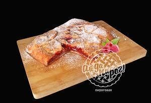 Пирог с малиной мини