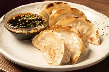 Китайские пельмени Цзяоцзы жареные