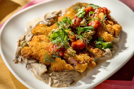 Куриный шницель с взрывными каперсами