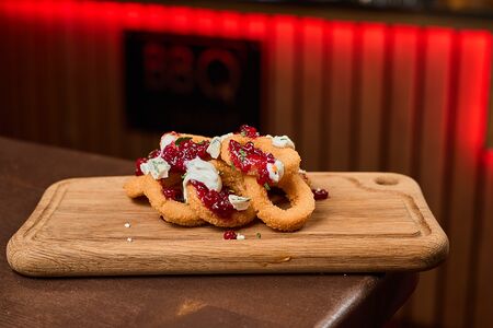 Луковые кольца Блю Чиз