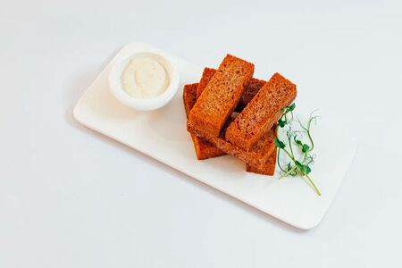 Гренки чесночные 