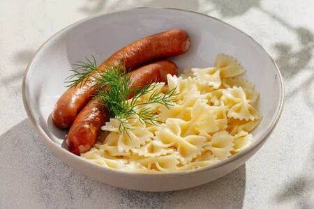 Сосиска с макаронами
