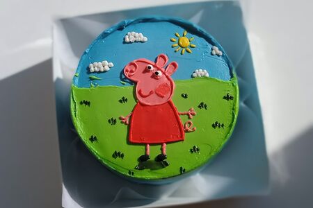 Бенто-торт Свинка