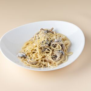 Паста с курицей и грибами
