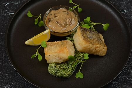 Жареное филе судака 