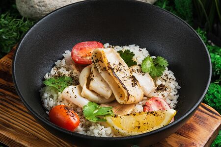 Донбури с кальмаром