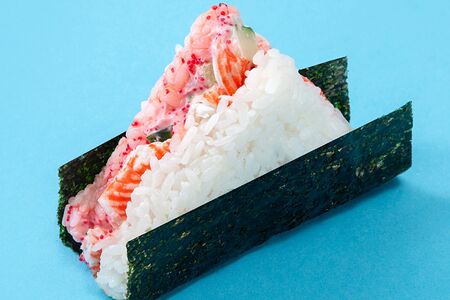 Онигири Калифорния