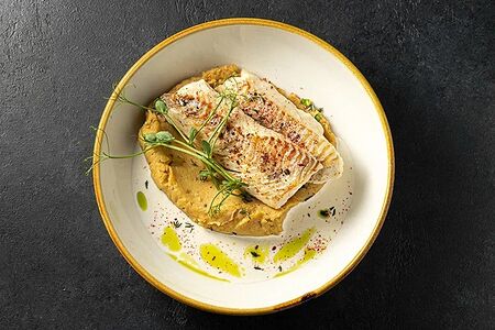 Опаленная треска с пюре из печеного картофеля