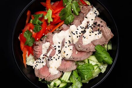 Салат с ростбифом 