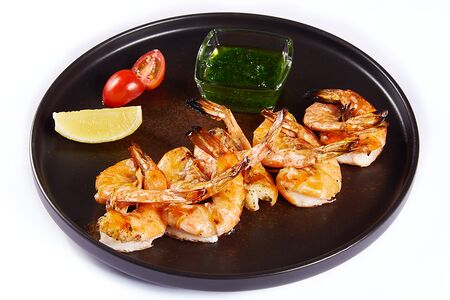 Тигровые креветки на гриле