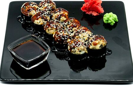 Запечённый ролл с угрём