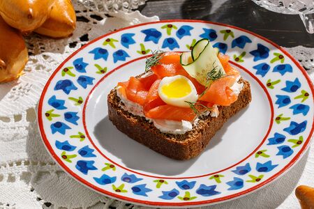 Бутерброд с лососем