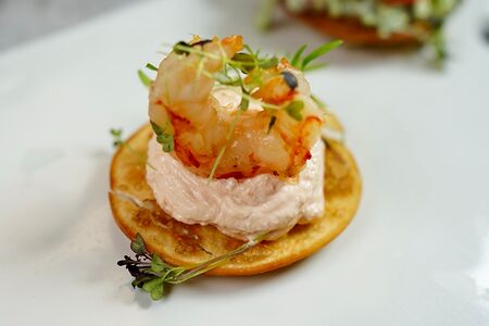 Креветка, соус сливочный Ромеско