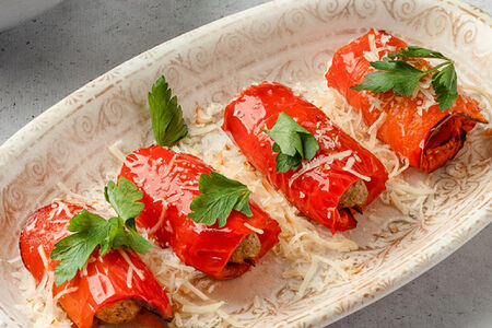 Бостенули из запеченного перца с сыром