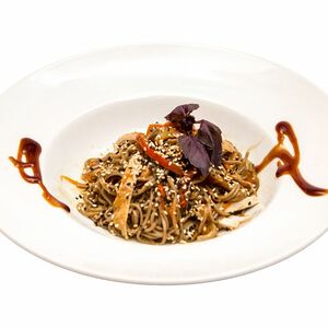 Вок с куриным филе