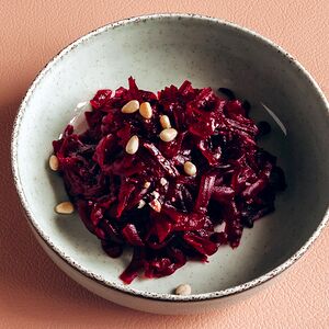 Салат свекольный с маслом