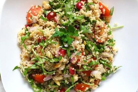 Салат с индейкой и киноа