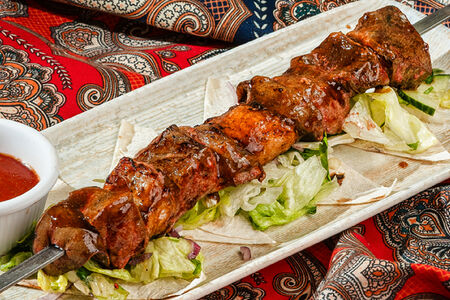 Шашлык из печени баранины с курдюком