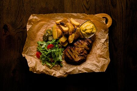 Стейк из свиной шеи