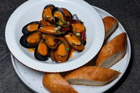 №206 Мидии под соусом Том Ям