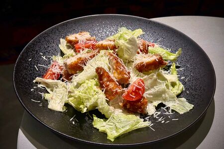 Цезарь с курицей