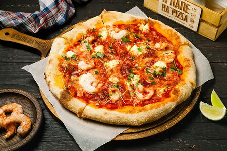 С королевской креветкой