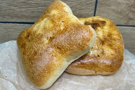 Осетинский сыр зелень