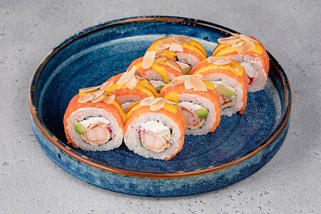 Ролл филадельфия с креветкой и авокадо