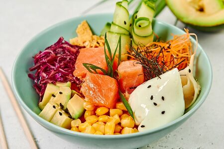 Поке с лососем Big